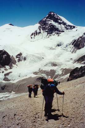 Mike Sikora climbing up the zig-zags towards Canada Place on Aconcagua
