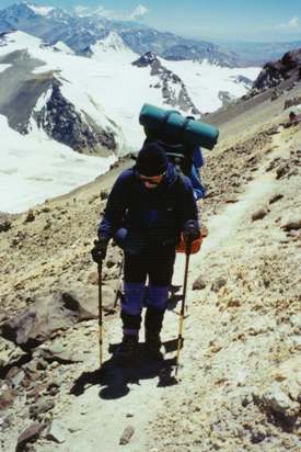 George Hall making his way up to the Berlin Huts on Aconcagua